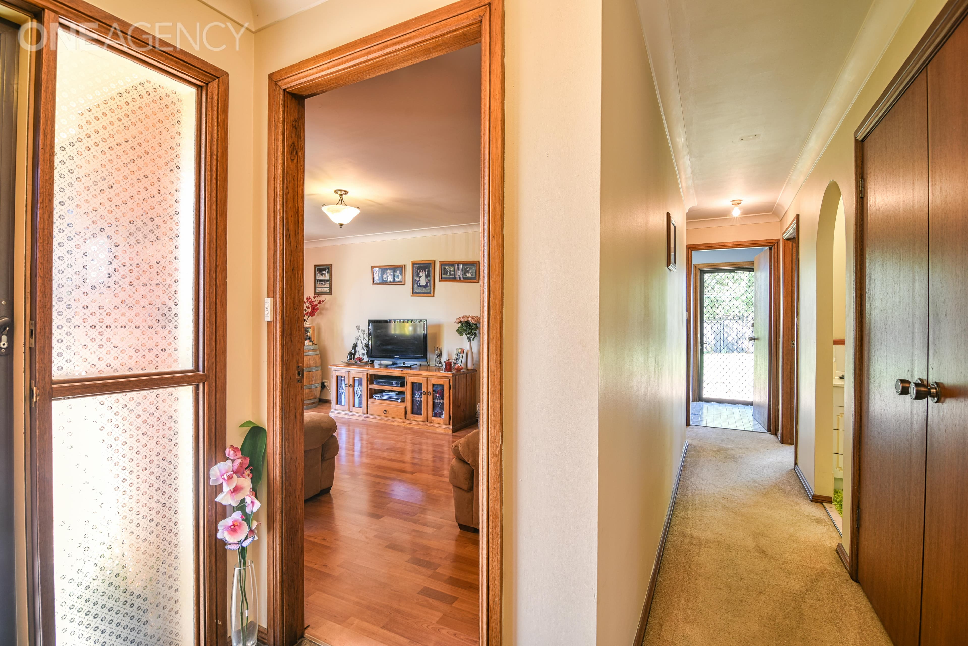 8 Pioneer Place, Orange, Orange - Thumbnail 2