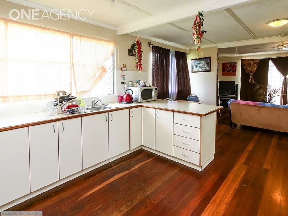 132 Exeter Street, Torquay, Torquay - Thumbnail 4
