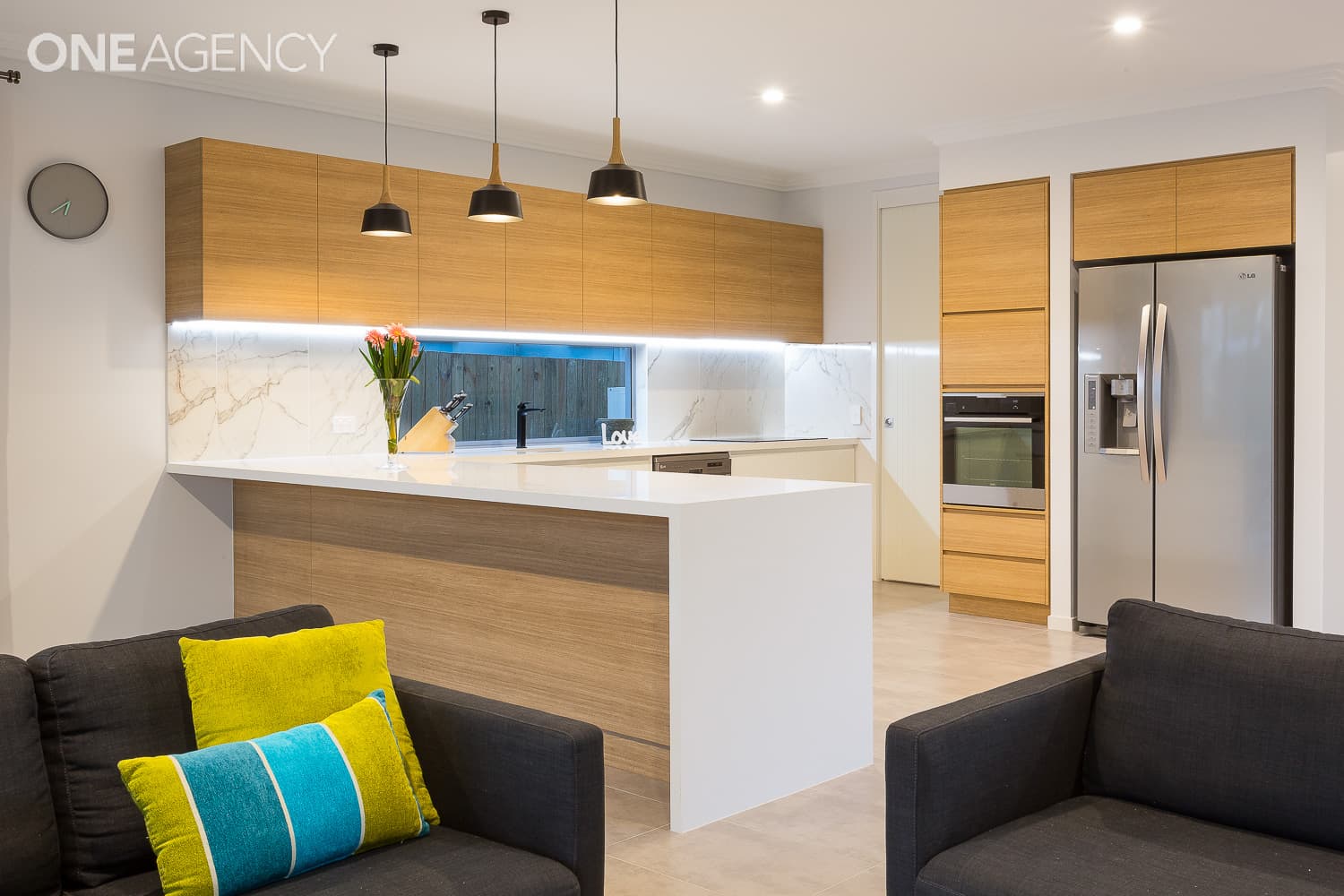 16 McLennan Street, Woody Point, Woody Point - Thumbnail 4