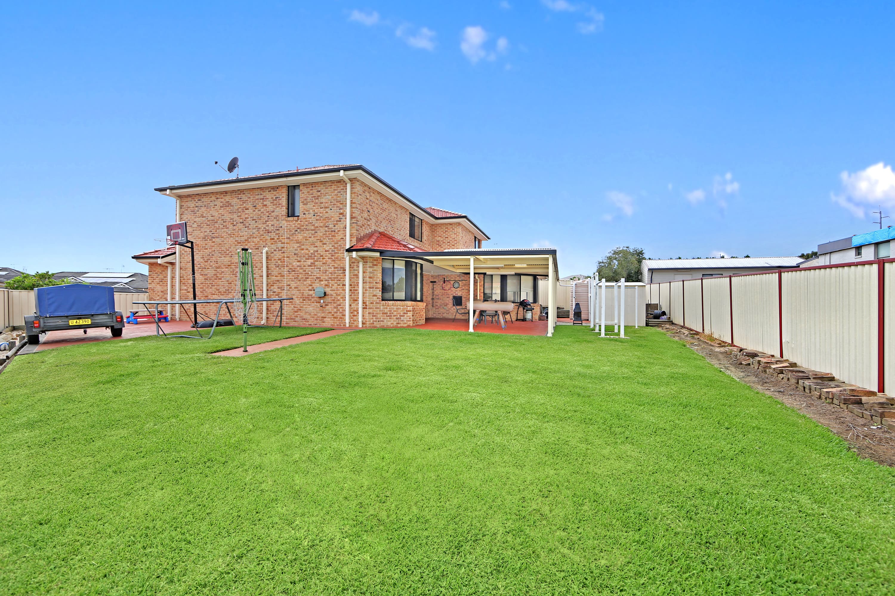 17 Amberlee Crescent, Woongarrah, Woongarrah - Thumbnail 3