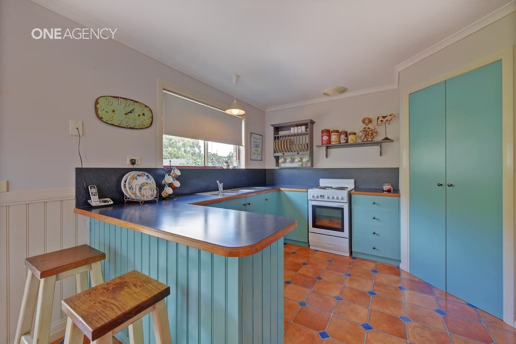 17 West Mooreville Road, Park Grove, Park Grove - Thumbnail 4