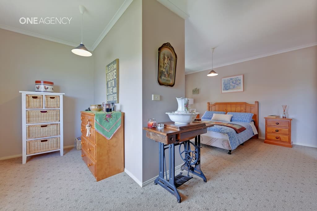 17 West Mooreville Road, Park Grove, Park Grove - Thumbnail 7