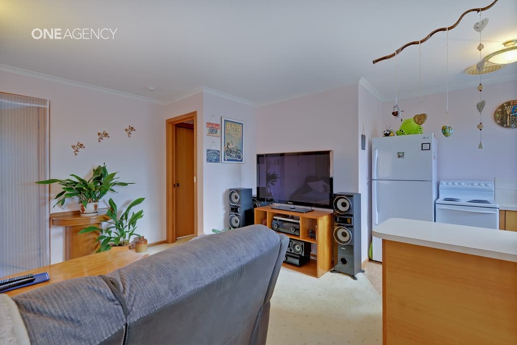 2/6 West Street, Upper Burnie, Upper Burnie - Thumbnail 4