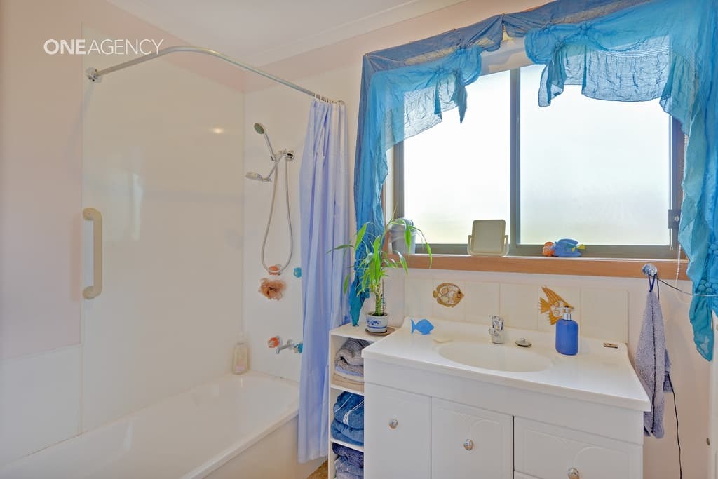2/6 West Street, Upper Burnie, Upper Burnie - Thumbnail 5