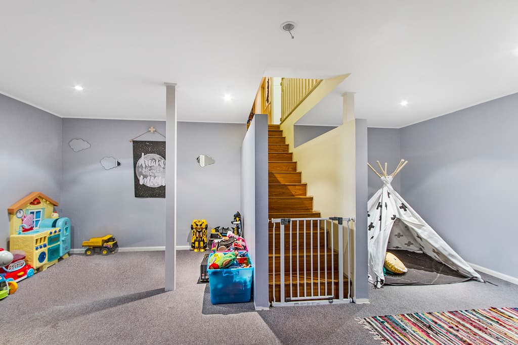 69 Wyoming Road, Wyoming, Wyoming - Thumbnail 7