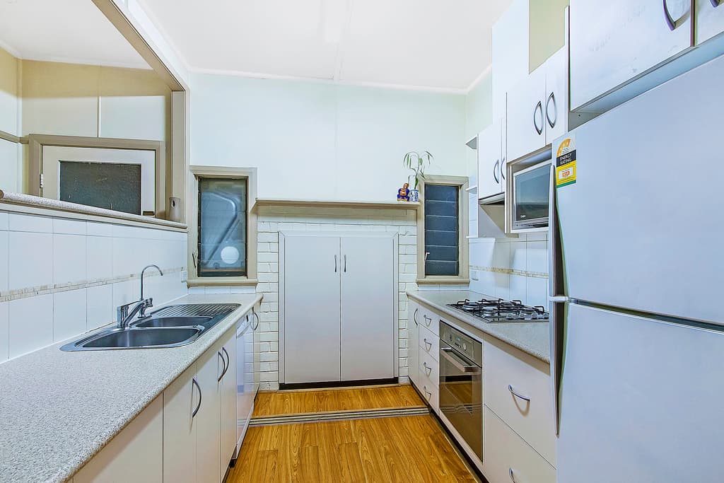 69 Wyoming Road, Wyoming, Wyoming - Thumbnail 4