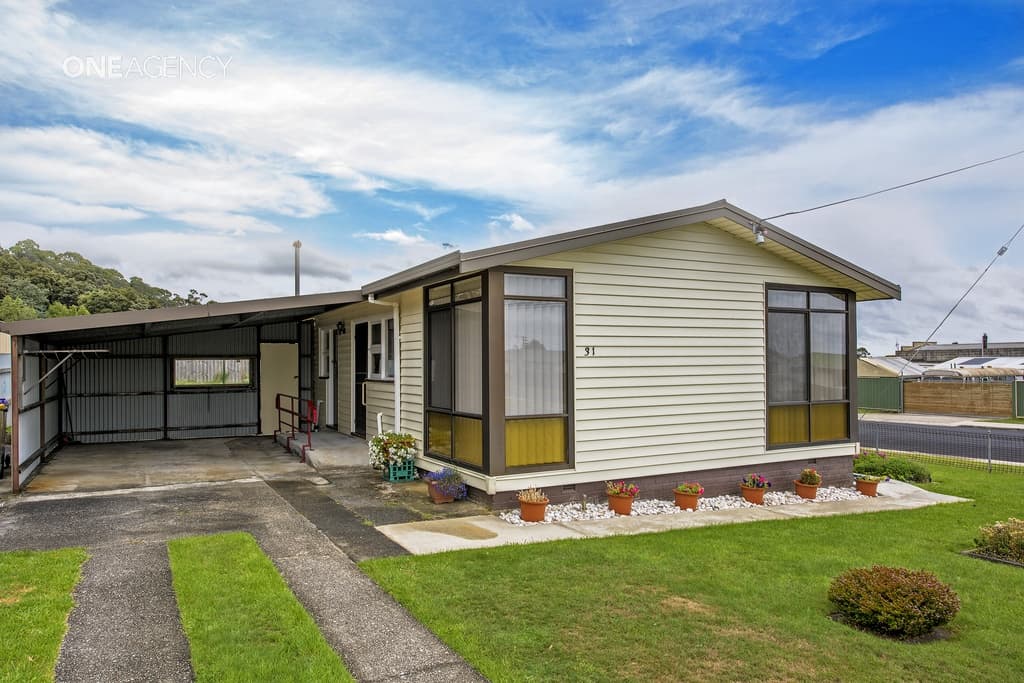 31 Lyons Street, Somerset, Somerset - Thumbnail 2