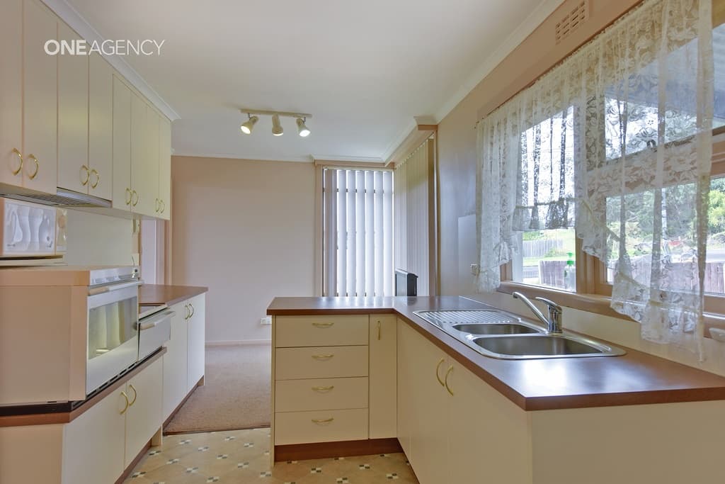 31 Lyons Street, Somerset, Somerset - Thumbnail 4