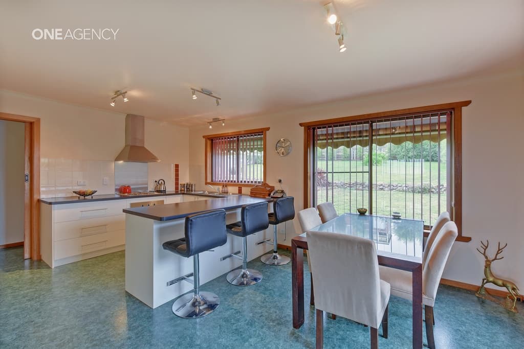 36 Sassafras Crescent, Romaine, Romaine - Thumbnail 5