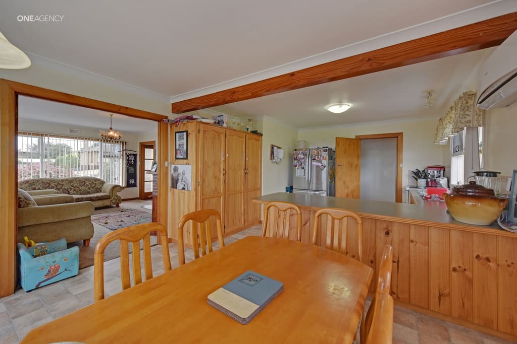 98 Josephine Street, West Ulverstone, West Ulverstone - Thumbnail 3