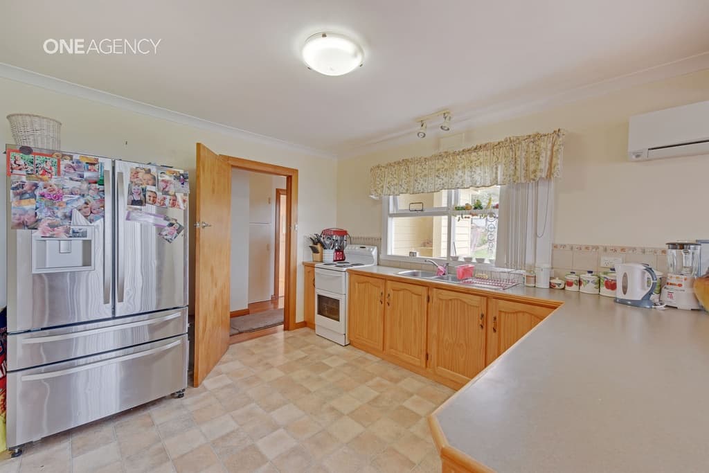 98 Josephine Street, West Ulverstone, West Ulverstone - Thumbnail 5
