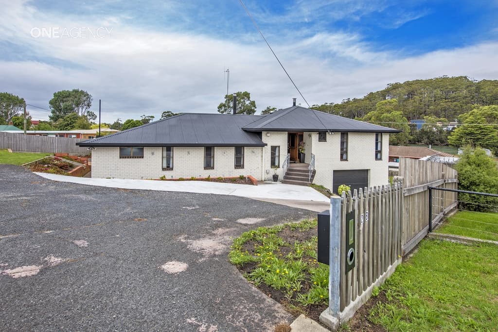 2B Wragg Street, Somerset, Somerset - Image 1