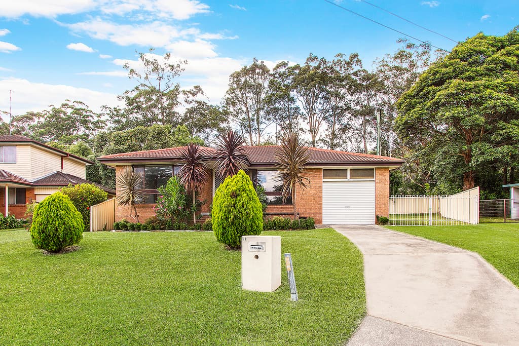 17 Baralga Close, Niagara Park, Niagara Park - Image 1