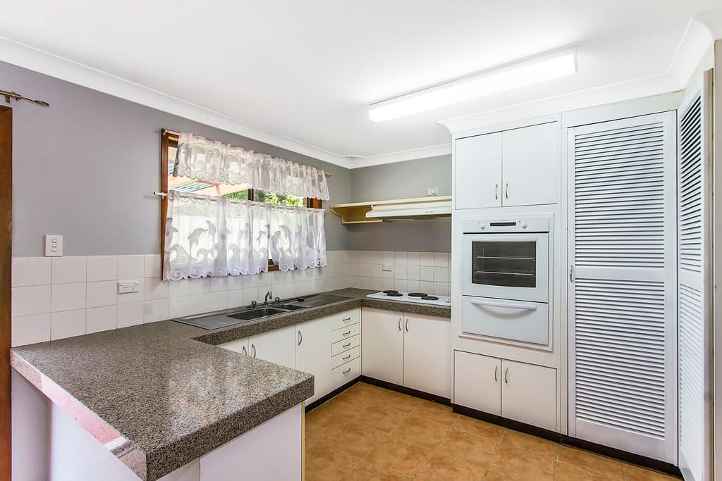 17 Baralga Close, Niagara Park, Niagara Park - Thumbnail 4