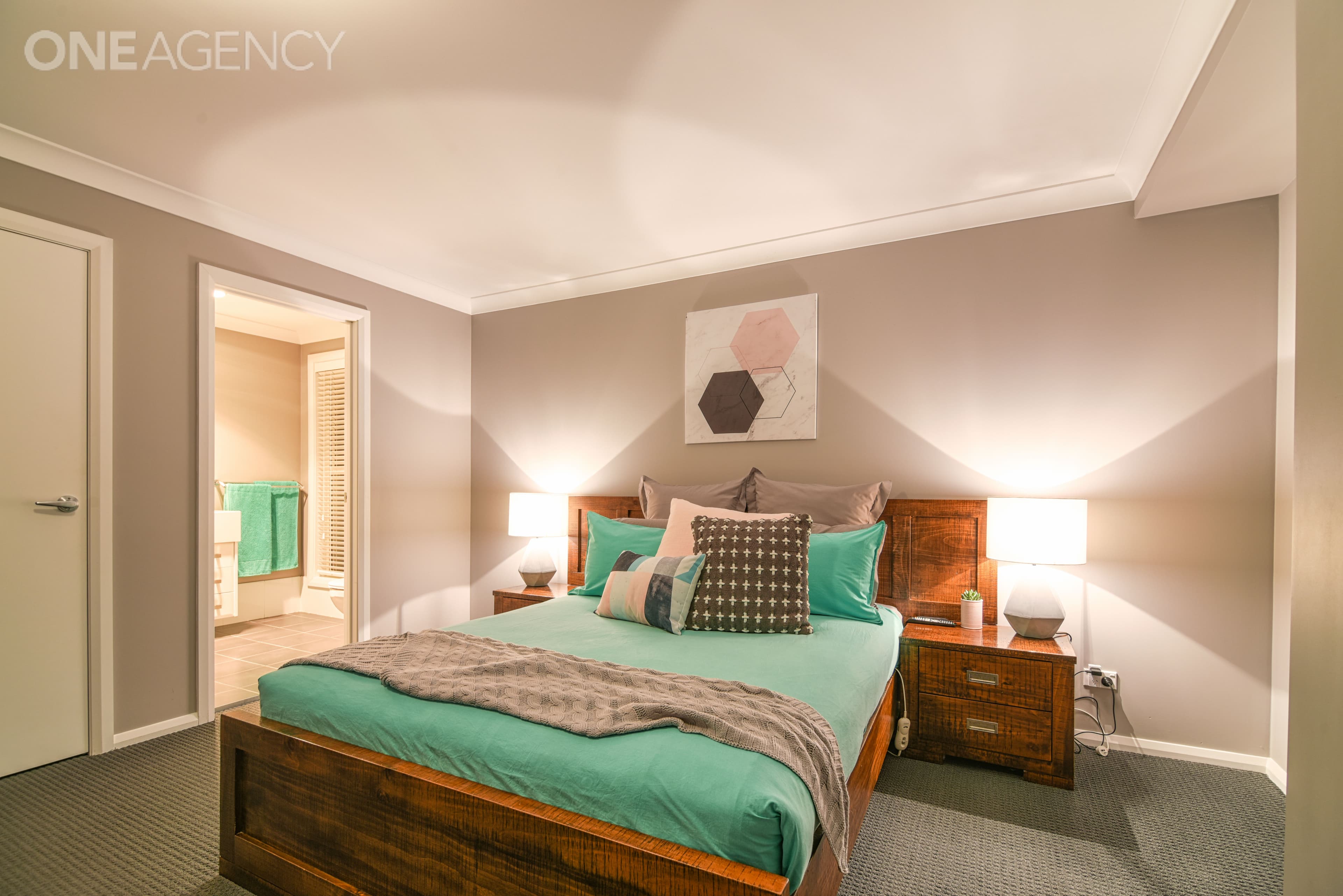 39 Pippin Way, Orange, Orange - Thumbnail 3