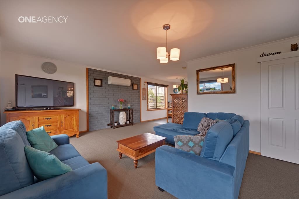 6 Stratton Court, Downlands, Downlands - Thumbnail 6