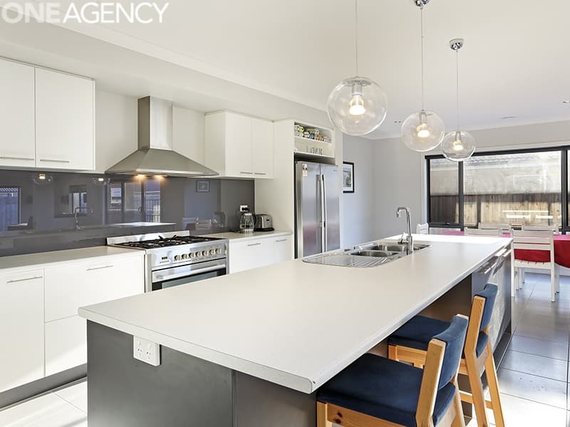 4 Whitecliff Way, Armstrong Creek, Armstrong Creek - Thumbnail 4