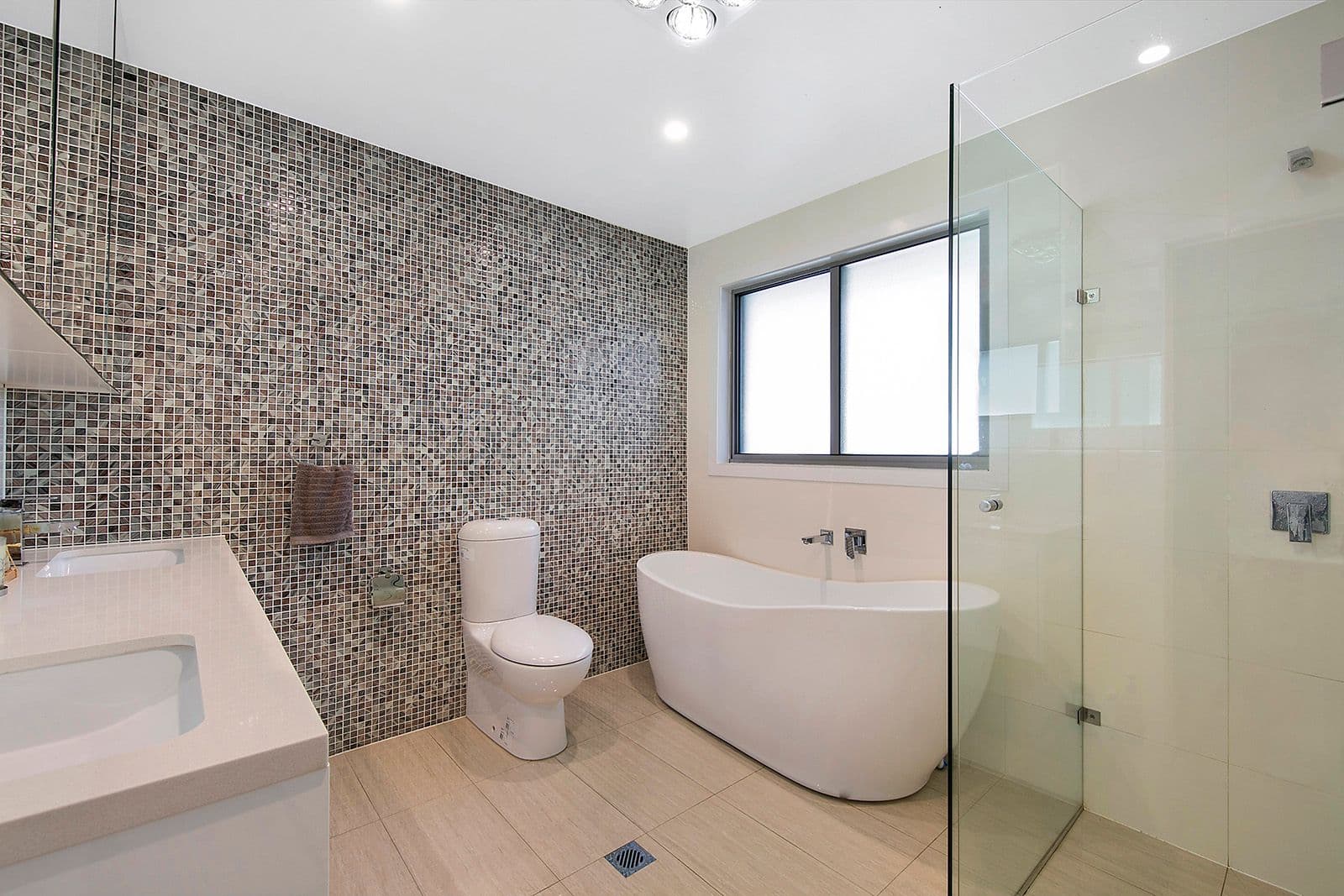 19 Milham Crescent, Forestville, Forestville - Thumbnail 6