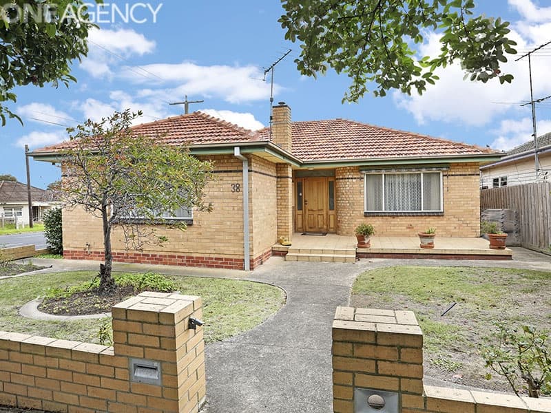 38 Dudley Street, Belmont, Belmont - Image 1
