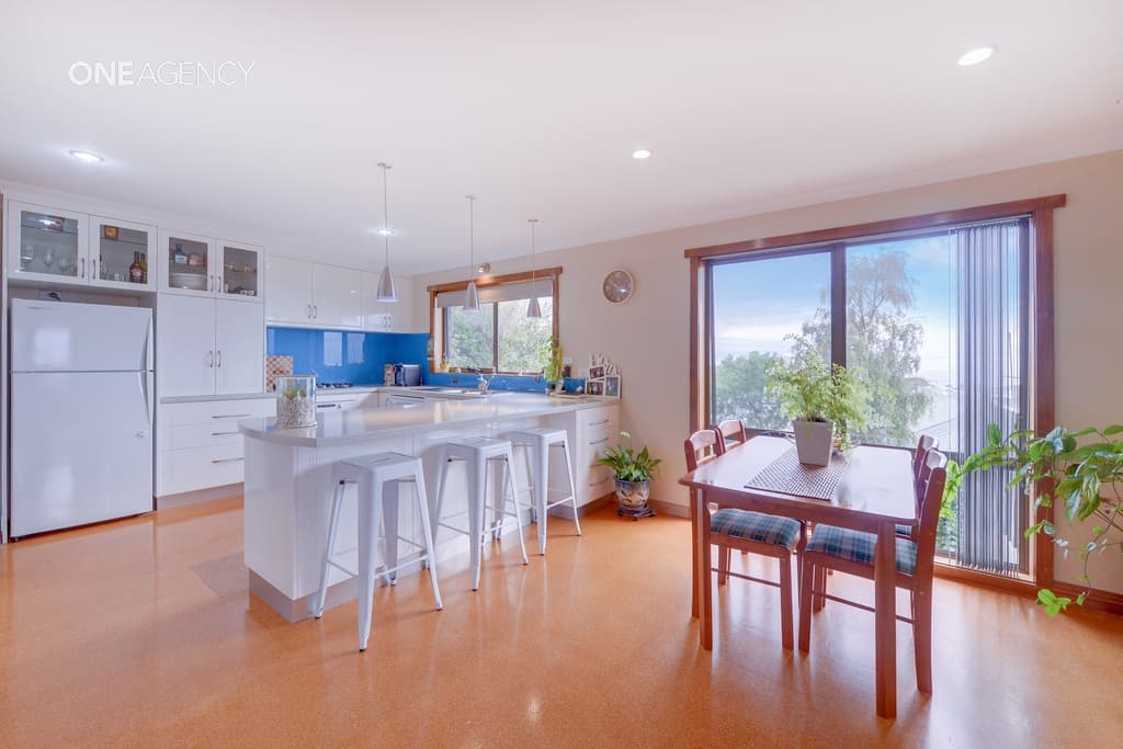 4 Firmont Rise, Park Grove, Park Grove - Thumbnail 2
