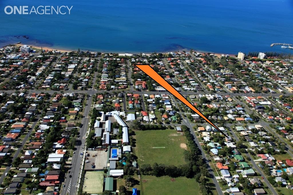 4 Joyce Street, Redcliffe, Redcliffe - Image 1