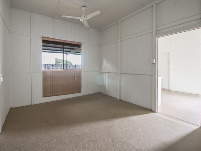 12 Valley Street, North Mackay, North Mackay - Thumbnail 8