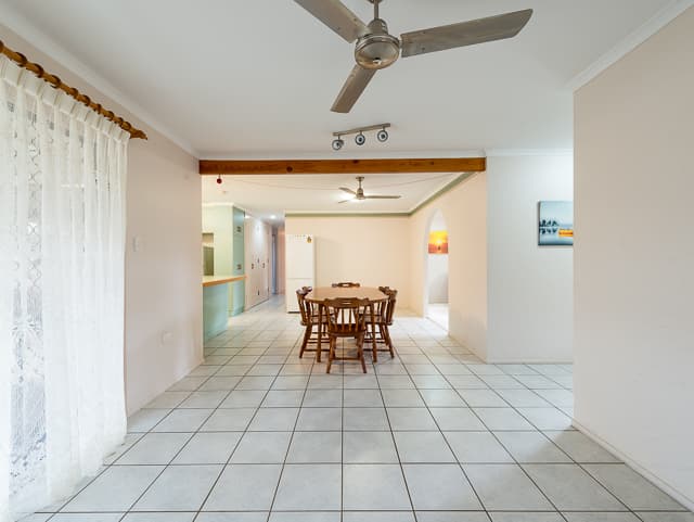 1 Raintree Court, Andergrove, Andergrove - Thumbnail 2