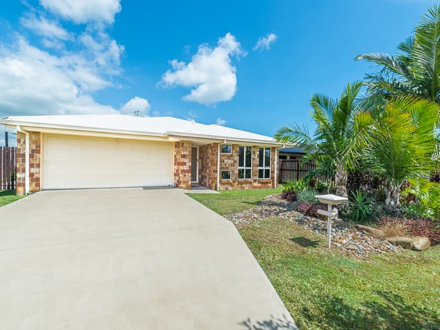 12 Hangan Street, Bucasia, Bucasia - Image 1