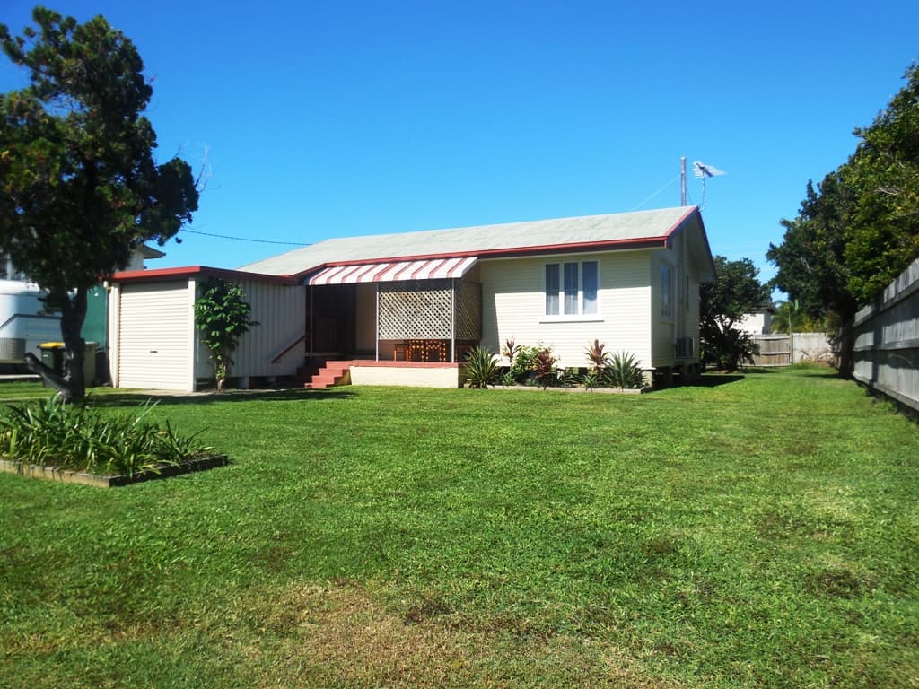 9 Hume Street, West Mackay, West Mackay - Image 1