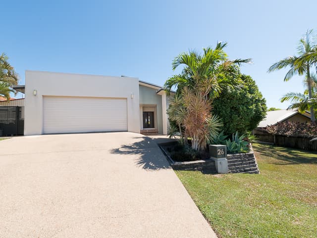 26 Botha Street, Blacks Beach, Blacks Beach - Thumbnail 3