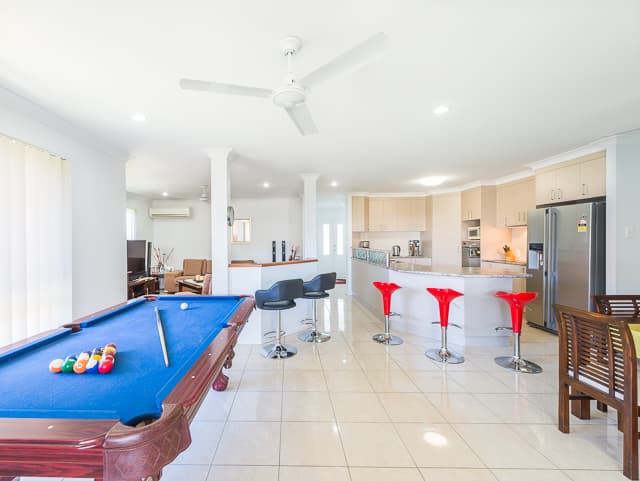 30 Centennial Drive, Glenella, Glenella - Thumbnail 2