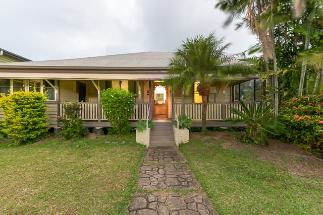 11 Steen Street, South Mackay, South Mackay - Image 1