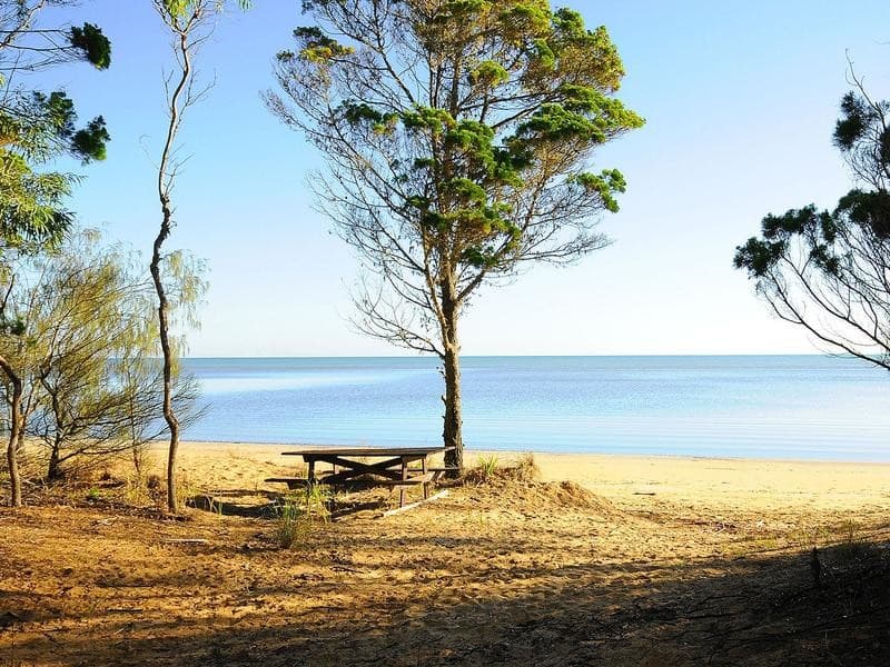 Panorama Drive, Dundowran Beach, Dundowran Beach - Thumbnail 3