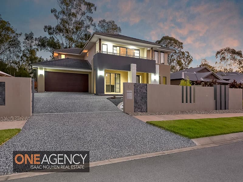 4 Conlan Court, Augustine Heights, Augustine Heights - Thumbnail 2