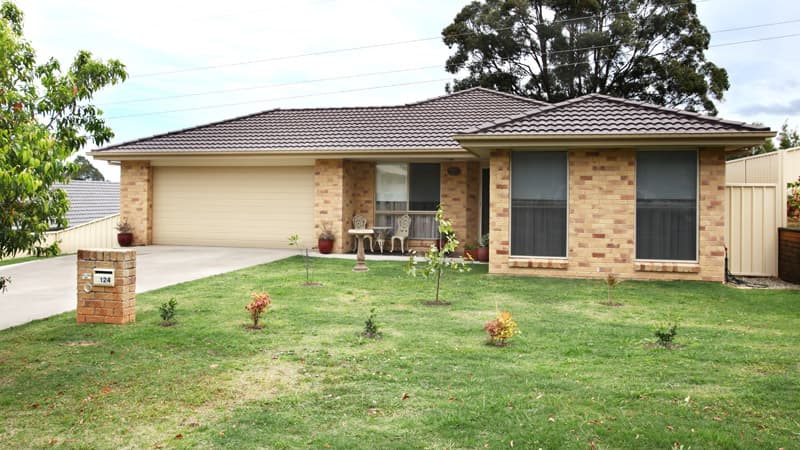 124 Pearce Drive, Coffs Harbour, Coffs Harbour - Thumbnail 2