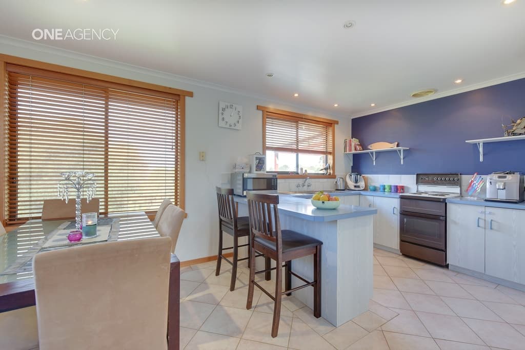27 Acacia Drive, Romaine, Romaine - Thumbnail 4