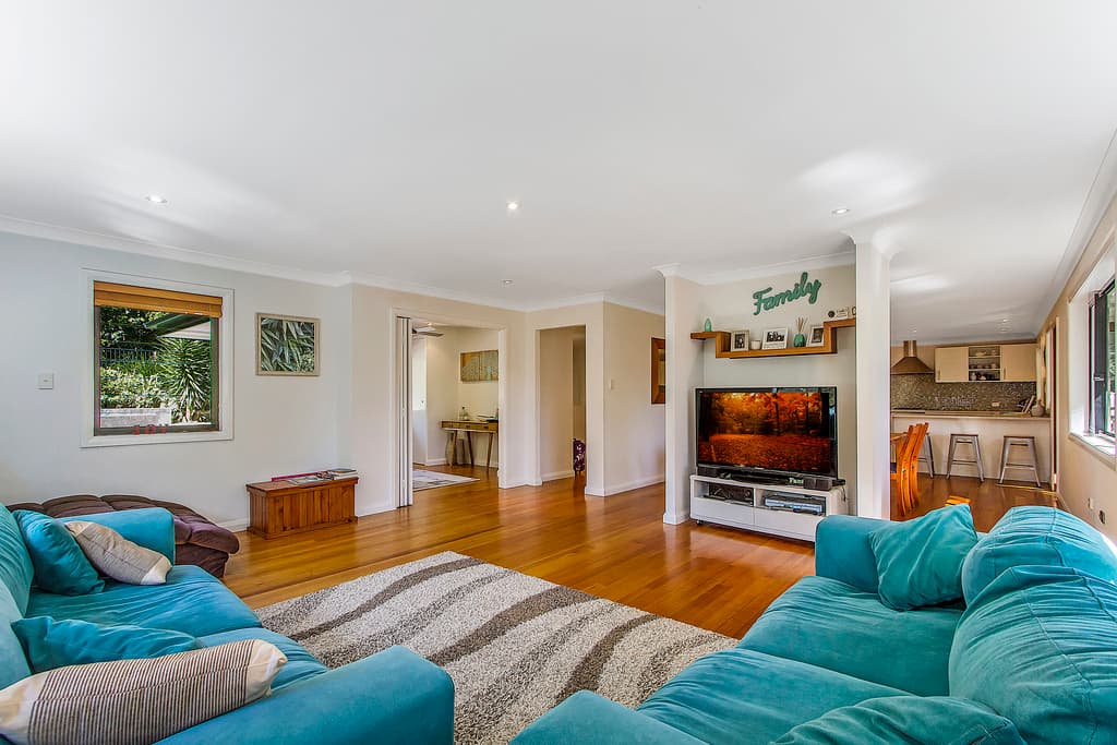 18  Ashburn Close, Lisarow, Lisarow - Thumbnail 2