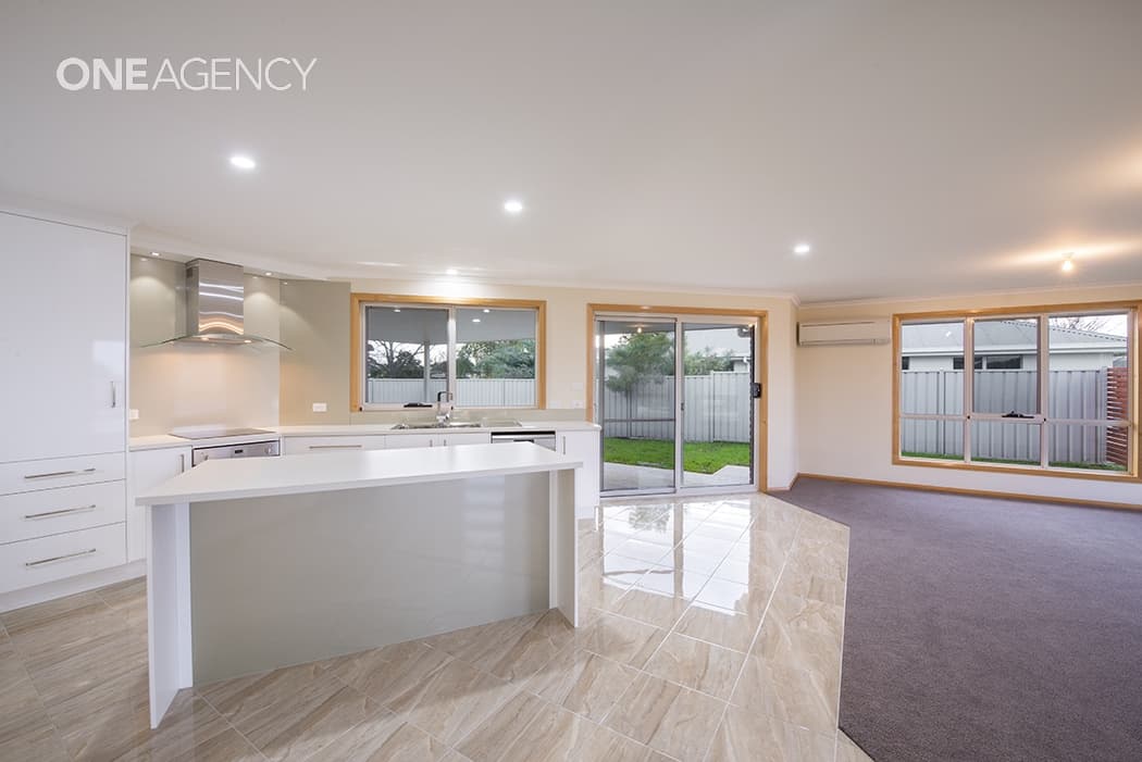 3/8A Hogg Street, Wynyard, Wynyard - Thumbnail 2