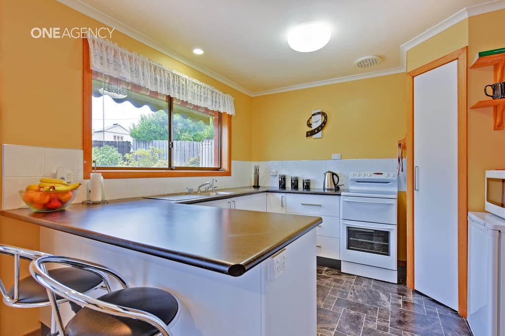 2/259 Mount Street, Upper Burnie, Upper Burnie - Thumbnail 2