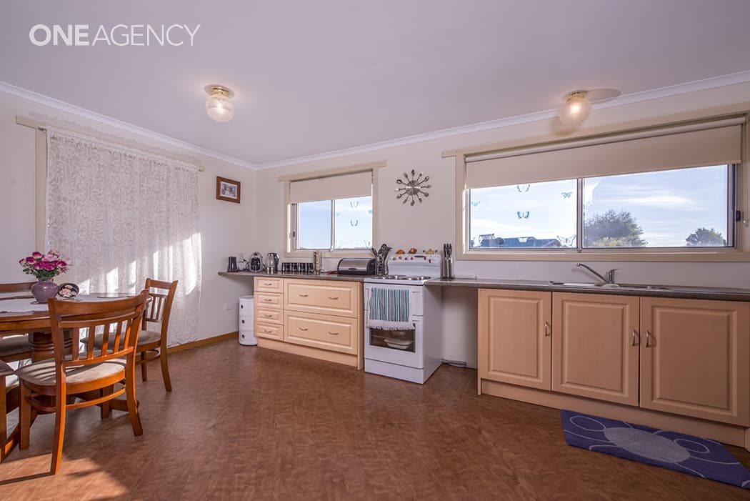 9 Colac Court, West Ulverstone, West Ulverstone - Thumbnail 4