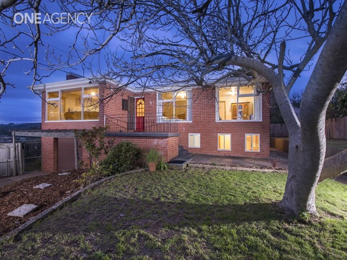 5 Gilmour Crescent, Somerset, Somerset - Image 1
