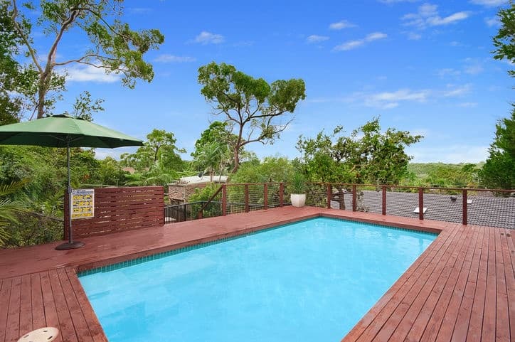 19 Athlone Crescent, Killarney Heights, Killarney Heights - Thumbnail 4