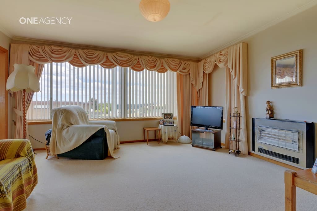 12 Churchill Avenue, Upper Burnie, Upper Burnie - Thumbnail 6