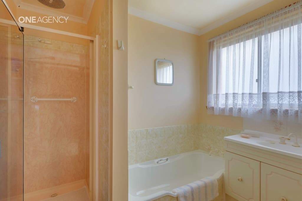 12 Churchill Avenue, Upper Burnie, Upper Burnie - Thumbnail 8