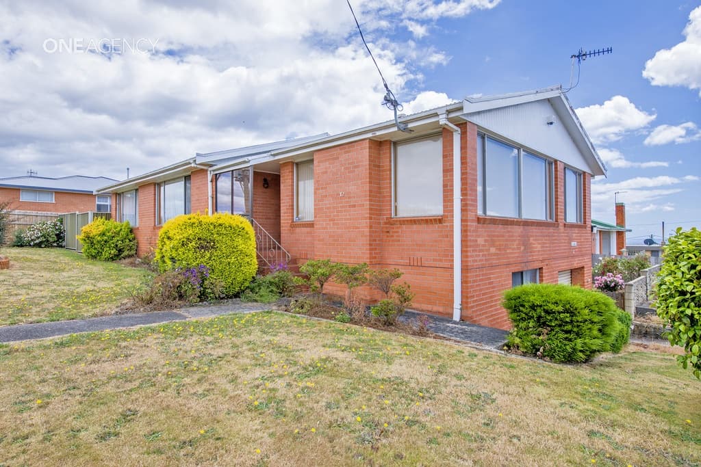 12 Churchill Avenue, Upper Burnie, Upper Burnie - Image 1