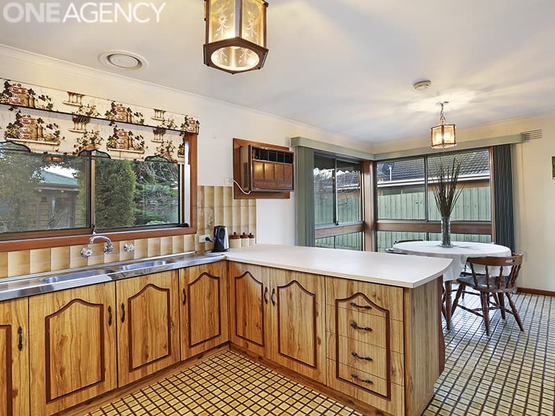 16 Fisher Avenue, Belmont, Belmont - Thumbnail 4