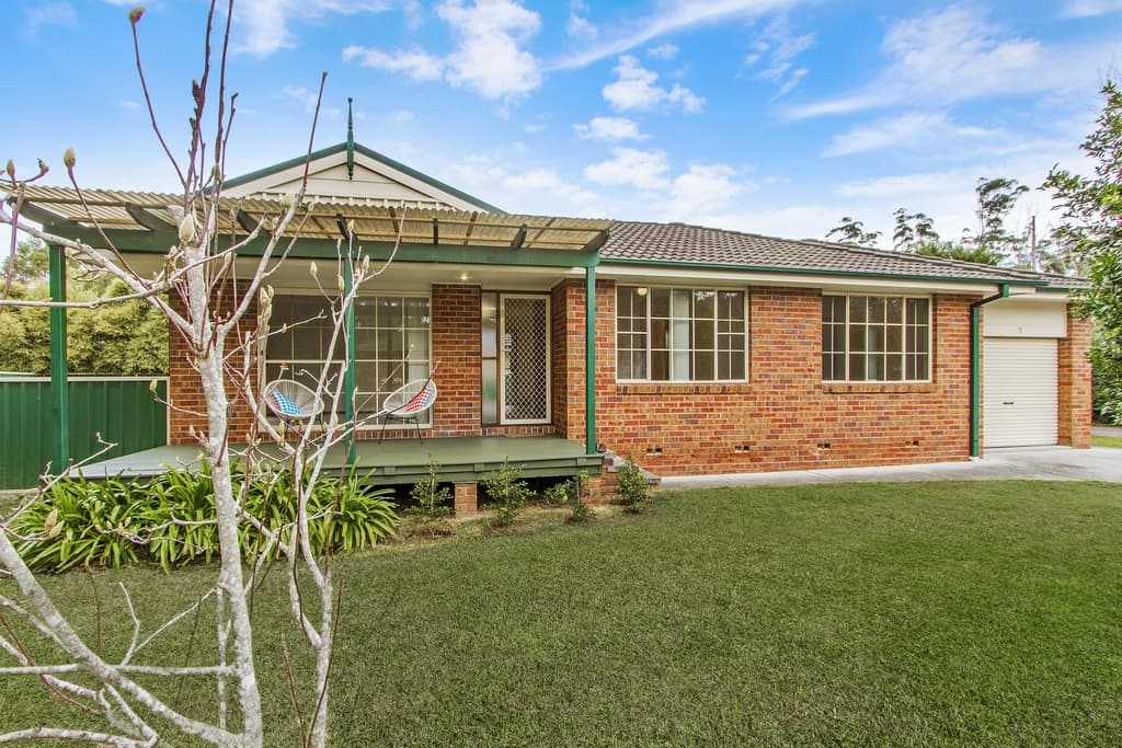9 Kathleen Morreau Road, Niagara Park, Niagara Park - Image 1