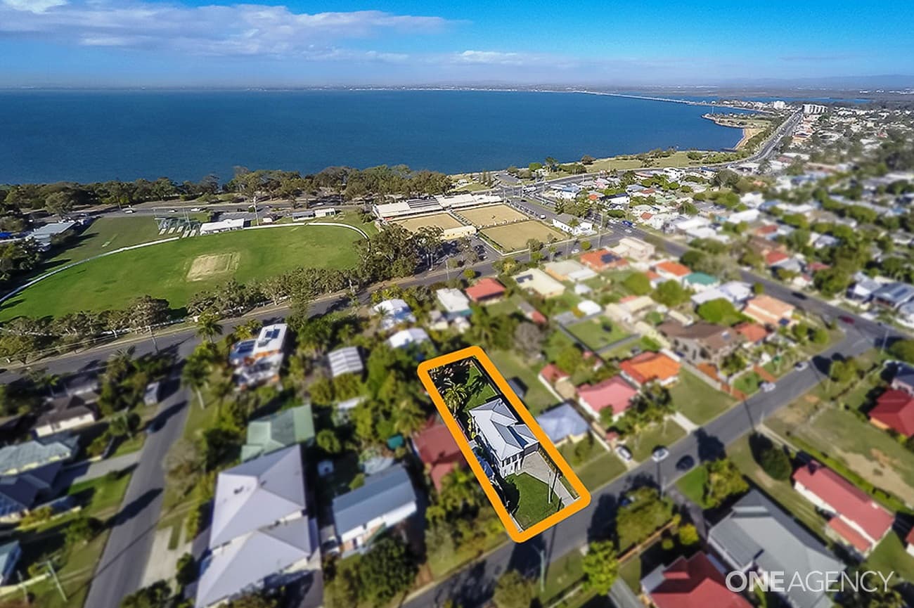 33 Bramble Street, Woody Point, Woody Point - Thumbnail 2
