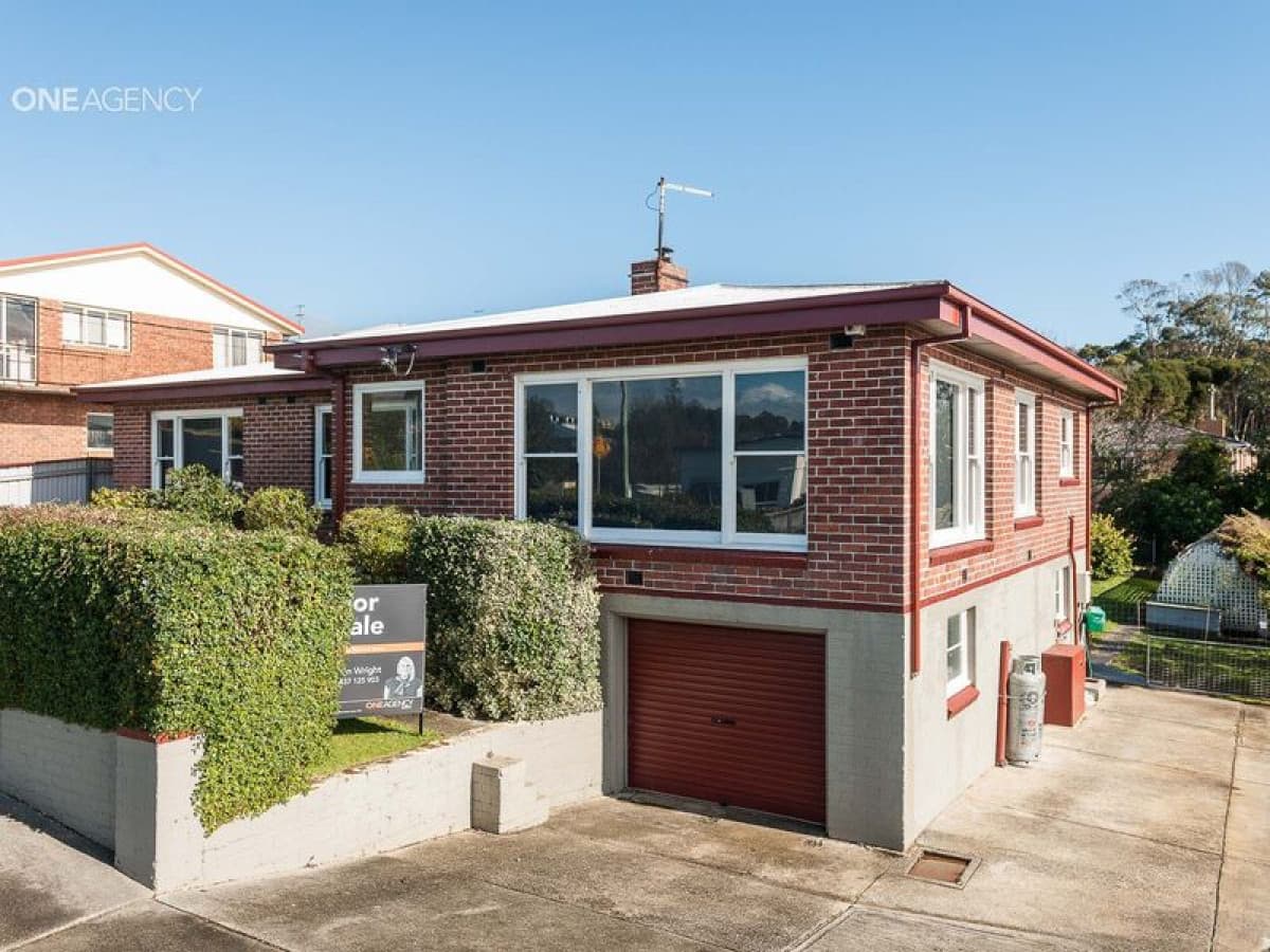 43 Raglan Street, Somerset, Somerset - Image 1