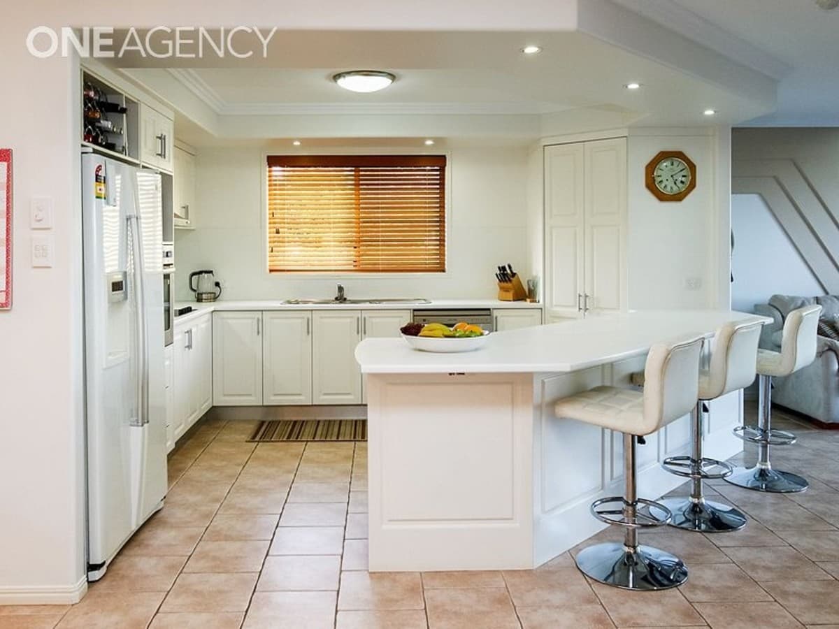 5 Woongoolbver Court, River Heads, River Heads - Thumbnail 3
